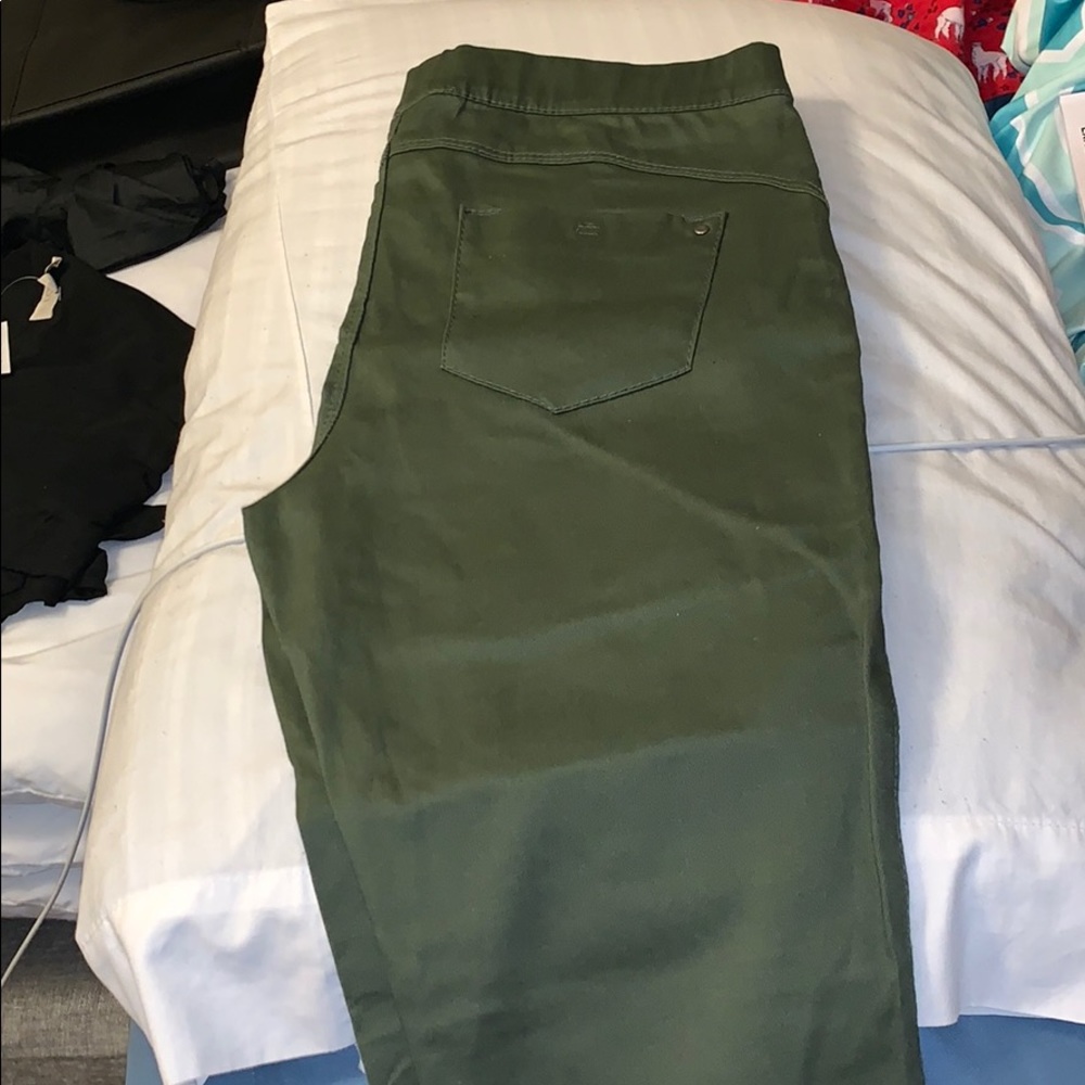 Green jegging